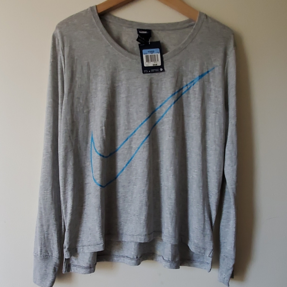 NIKE gray long sleeve top